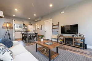 Image of Centrally located, well appointed home away from home!