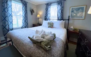 Image of ✨ Relaxing Retreat 🏡 Easy 1 Mile Walk Downtown, Fenced in Yard!✨