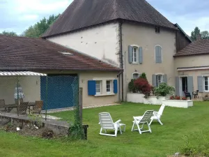 Image of Charming Cottage with Fireplace, Terrace, and Baby Amenities near Bourbonne-les-Bains