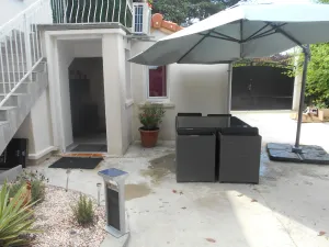 Image of Small maisonnette studio near downtown Lyon