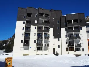 Image of 2nd floor, balcony, tv, ski locker, 24m², Les Menuires