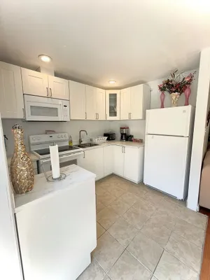 Image of Comfortable Home Minutes Away From SeaTac Airport. Good for Cruise customers