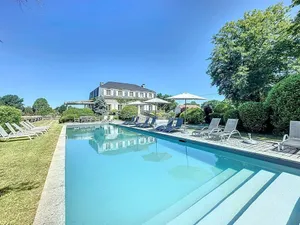 Image of Country manor with swimming pool! Close to the sea and mountains