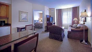 Image of Equipped Suite Near CHA | Indoor Pool + Gym Access