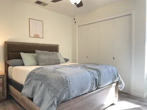 Image of Downtown Cabin- pet friendly, walking distance to Mentock Park