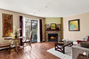 Image of New Luxurious and Cozy top floor Condo , wifi  and close to the airport.
