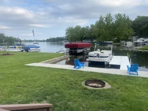 Image of Very cute lakefront cottage. This little gem is just the getaway everyone needs!