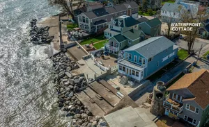 Image of Waterfront Cottage on Lake Erie