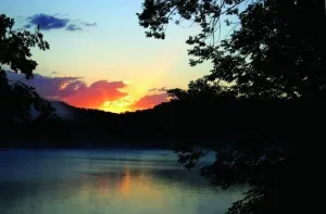 Image of LOZ Family Fun Lakefront Vacation Home #1, 5000sf, 6 bdr, 4 bath, 1 is ADA