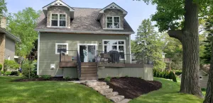 Image of Waterfront Executive Home sleeps 14