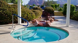 Image of 1 BDRM SLEEPS 4~ RED ROCKS AREA~10 MINS TO DOWNTOWN~HIKING, TRAILS, HEATED POOLS