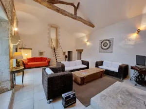 Image of A charming vacation cottage