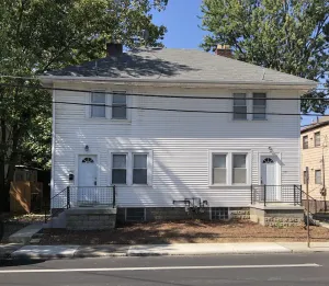 Image of Campus Crest B (Cozy 2 bdrm Near Campus Townhouse)