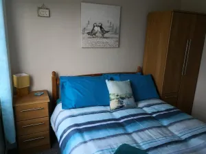 Image of 'Le Chalet II' free unlimited wifi 2 bed chalet House