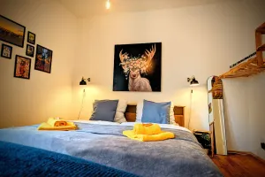 Image of Romantic vintage Uhlpartment - in the heart of Uelzen | Wlan - Kitchen - Netflix