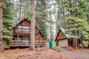 Image of Cozy Cabin near Slopes with Spectacular Starry Skies