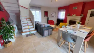 Image of Le So Sweet, 1 km from Omaha beach, large enclosed private garden, pinball machine