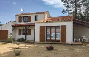 Image of Three-Bedroom Holiday Home In La Tranche Sur Mer