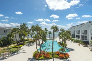 Image of Sunrise Haven - Maison 306 - Beach, Pool, Hot Tub, Kayaks, SUPs & Day Dock