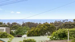 Image of Central Beach House 52a