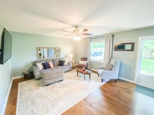 Image of The Aviary Cottage:  A Cozy Perch for You and Your Flock