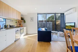 Image of Cosy 1-Bed with Private Balcony By Showgrounds
