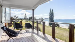 Image of Aqua Vista - Beach front location