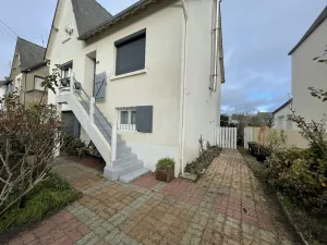 Image of Spacious house with garden