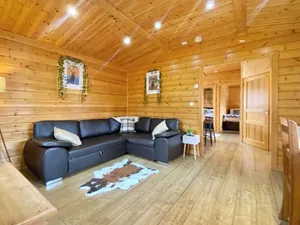 Image of Pine Lodge - Uk46279