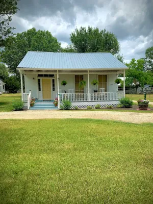 Image of Sunshine Cottage Of Chappell Hill