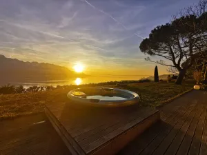 Image of Sunset House with gorgeous view of the lake