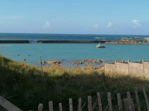 Image of Vacation home in Plouescat, sea view, feet in the water.