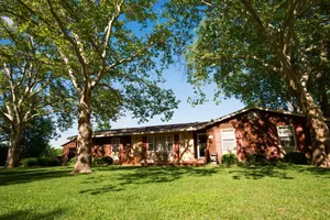 Image of 4 Bedroom Home Central Location