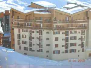 Image of VAL THORENS STUDIO IN THE CENTER OF THE STATION 3 Adults or 2 Adults 2 children