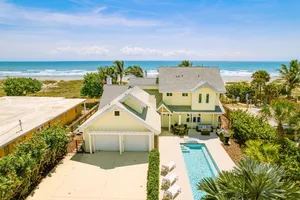 Image of Private Resort! Beachfront home w\/pool & hot tub and five en suite rooms
