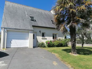 Image of Detached house with enclosed garden