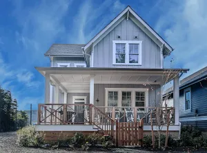 Image of Seabrook's Krusty Krab: Dog Friendly, Hot Tub!