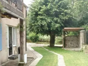 Image of Quiet house in the pretty village of Saignes between Sancy and Puy Mary