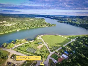 Image of Lakefront Peaceful home Jonestown