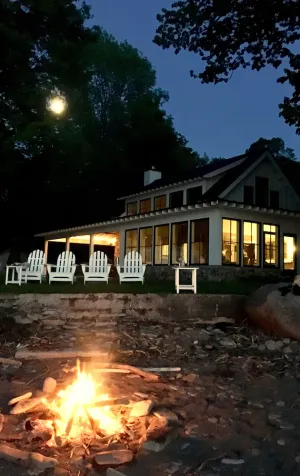 Image of Lake Erie Lakefront Custom Built Cottage ~ Amazing Sunsets ~ Private!