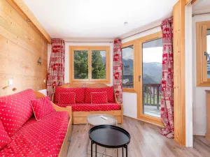 Image of Cozy 1BR Mountain Apartment - Sleeps 4, Balcony, WiFi, Near Shops and Slopes