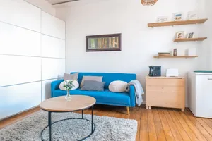 Image of Appartement rénové dans demeure historique - remblai des Sables!