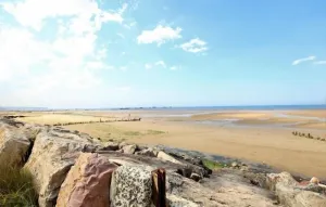 Image of En plein coeur d'Arromanches - Coté Ponton