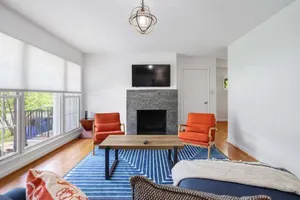 Image of Forest Glen Silver Spring Gem - Parking