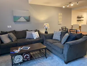 Image of 3 pools! Updated bedroom\/loft area. Minutes from golf\/lakes. Lots of amenities.