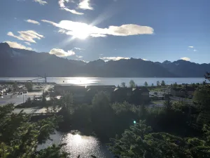 Image of Gorgeous new, 1 bd luxury  apt, offering stunning views of the mountains and bay