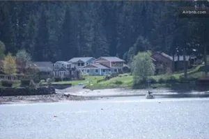 Image of 4 bedroom beautiful waterfront property on Liberty Bay