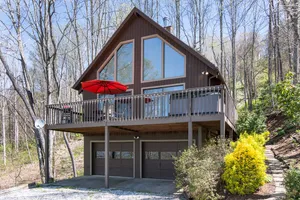 Image of Suzie Luxury Cabin Asheville HOT TUB  VIEWS  nr BILTMORE