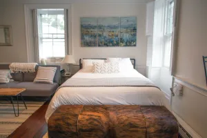 Image of ♥ Historic Studio Minutes to Salem+Beaches Old Town Marblehead Private Parking ♥