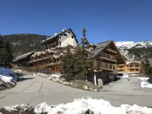 Image of Studio 28 M² Mountain corner Balcony Terrace Ski area